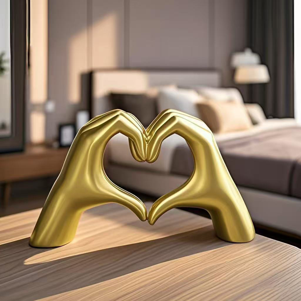 Light Art And Craft - Resin Love Gesture Statues Sculptures Desktop